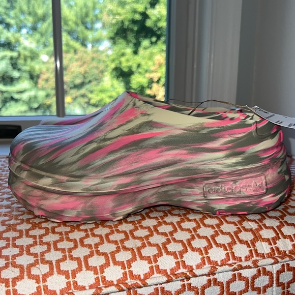 NIB ADIDAS Adifom Stan Mule - Picture 3 of 6